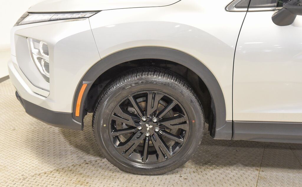 2024 Mitsubishi Eclipse Cross LE Akron