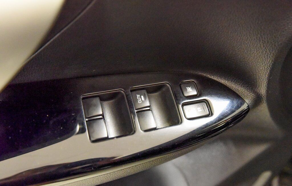 2024 Mitsubishi Eclipse Cross LE Akron OH