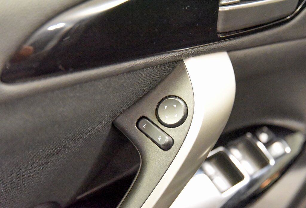 2024 Mitsubishi Eclipse Cross LE Akron OH