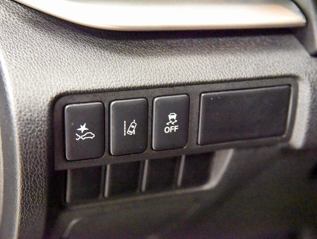 2024 Mitsubishi Eclipse Cross LE Akron OH