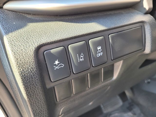 2024 Mitsubishi Eclipse Cross LE Roseville CA
