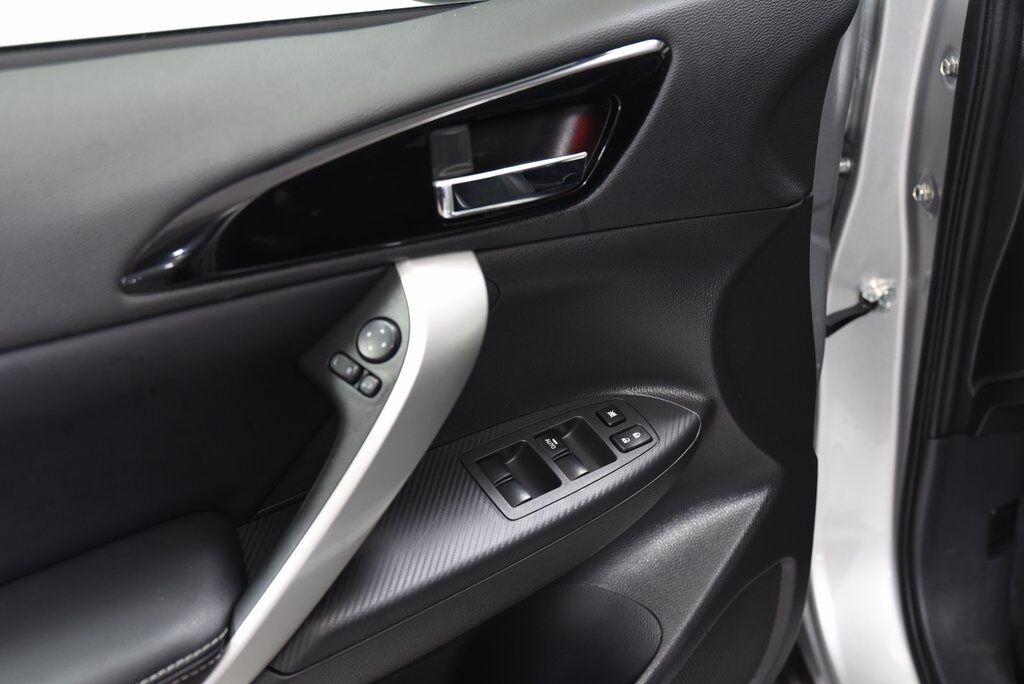 2024 Mitsubishi Eclipse Cross SE Akron