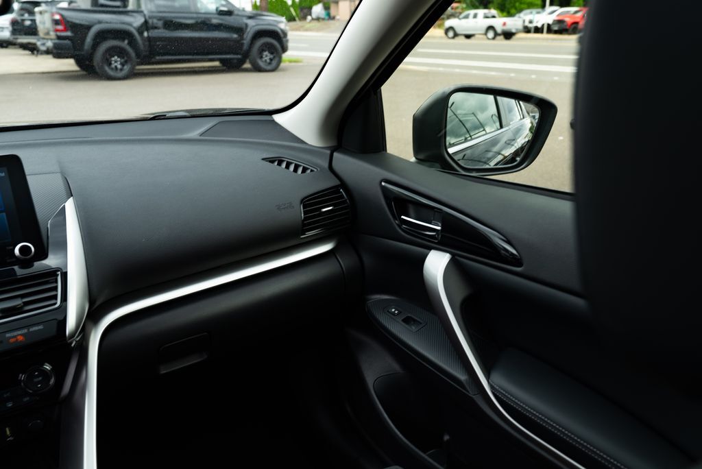 2024 Mitsubishi Eclipse Cross SE Milwaukie OR