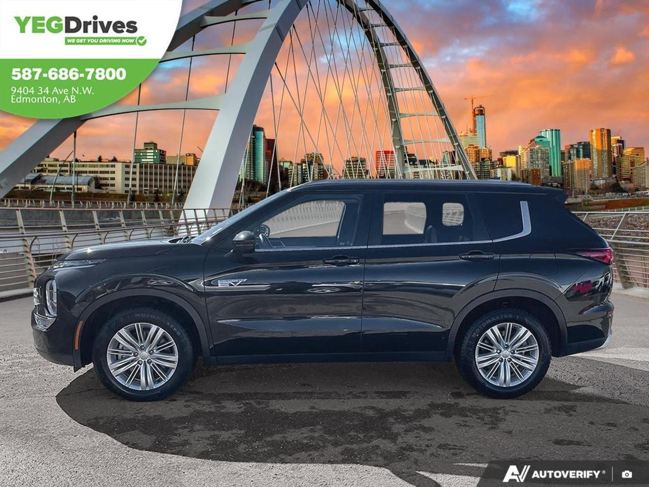 2024 Mitsubishi OUTLANDER PLUG-IN HYBRID LE