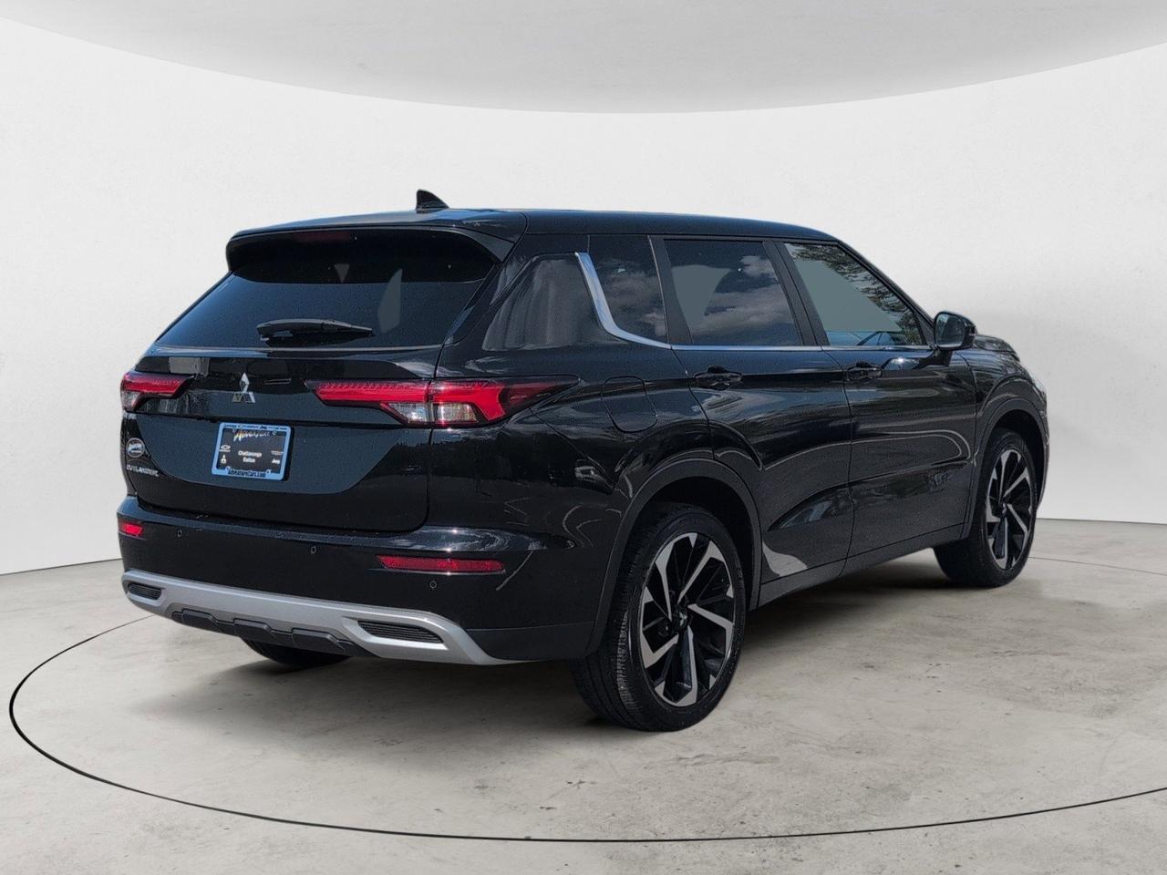 2024 Mitsubishi Outlander