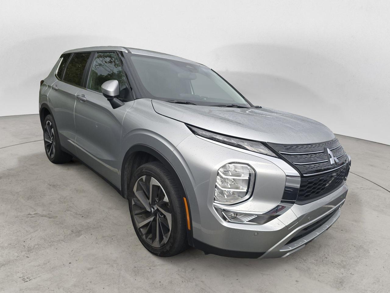 2024 Mitsubishi Outlander