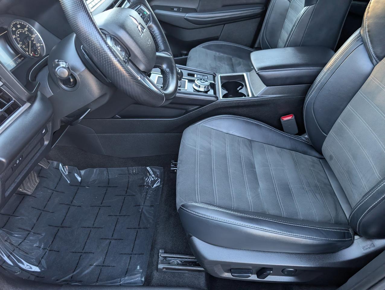 2024 Mitsubishi Outlander Dalton GA