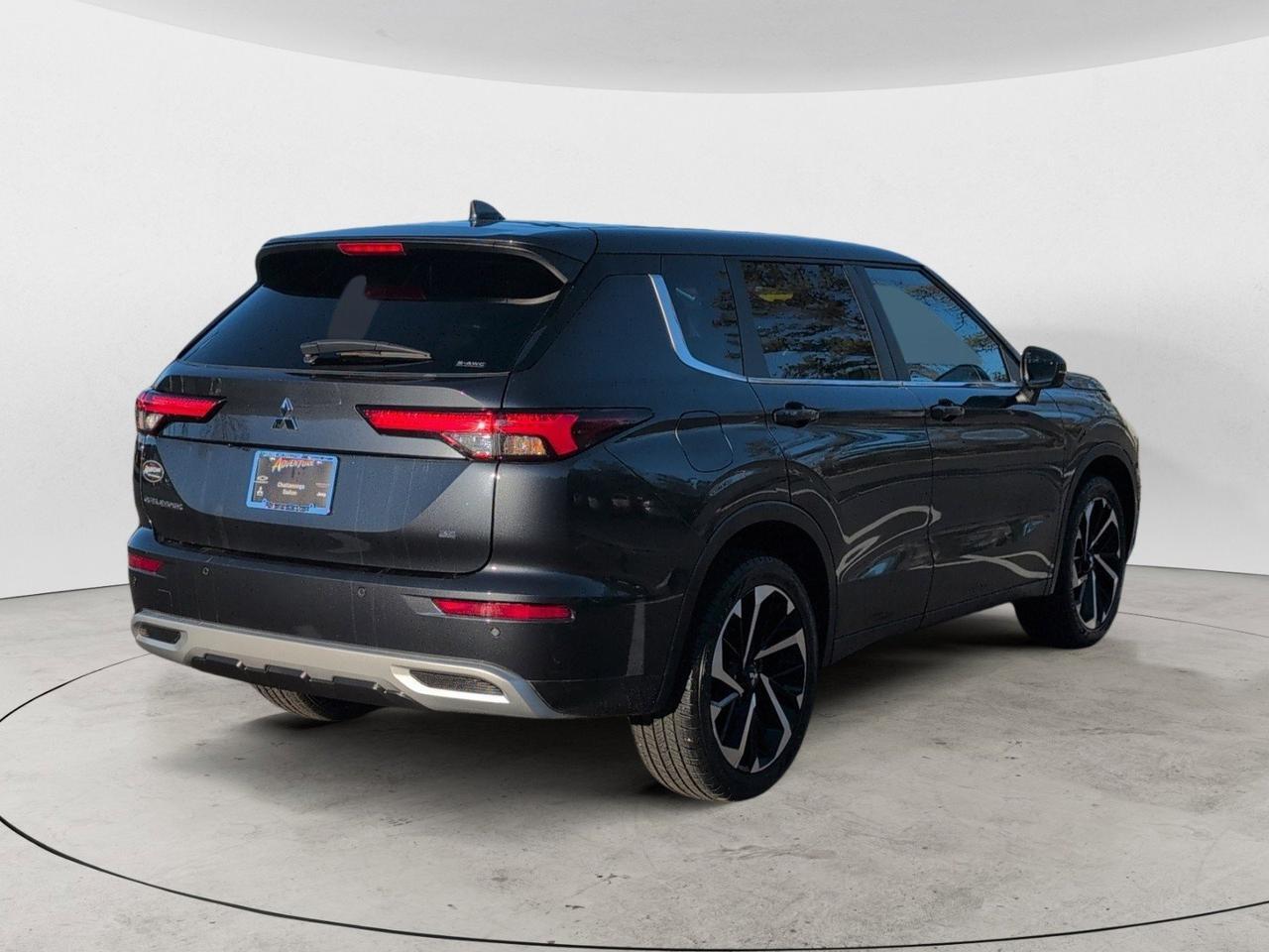 2024 Mitsubishi Outlander Dalton GA