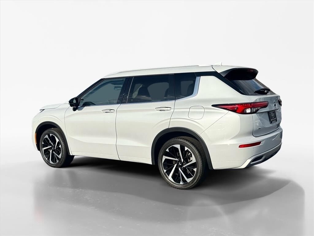 2024 Mitsubishi Outlander Morristown TN