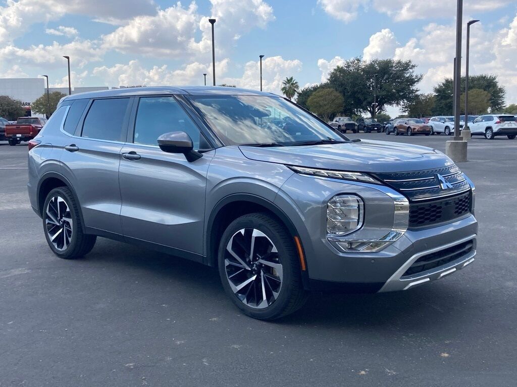 2024 Mitsubishi Outlander San Antonio TX