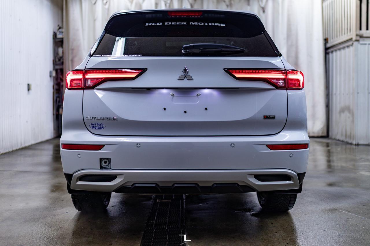 2024 Mitsubishi Outlander AWD SEL Leather Roof Nav Red Deer AB