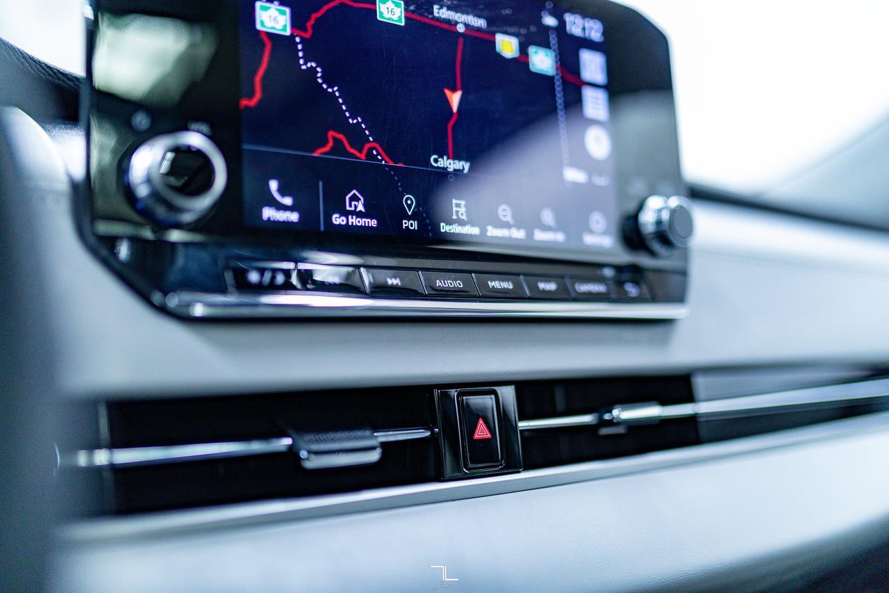 2024 Mitsubishi Outlander AWD SEL Leather Roof Nav Red Deer AB