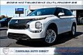 2024 Mitsubishi Outlander ES / CarPlay / Drive Mode Selection / Third Row!