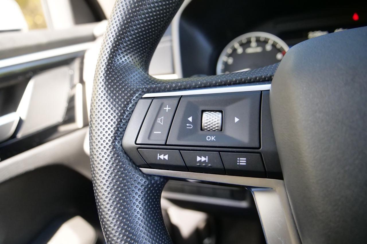 2024 Mitsubishi Outlander ES / CarPlay / Drive Mode Selection / Third Row! Lincolnton NC