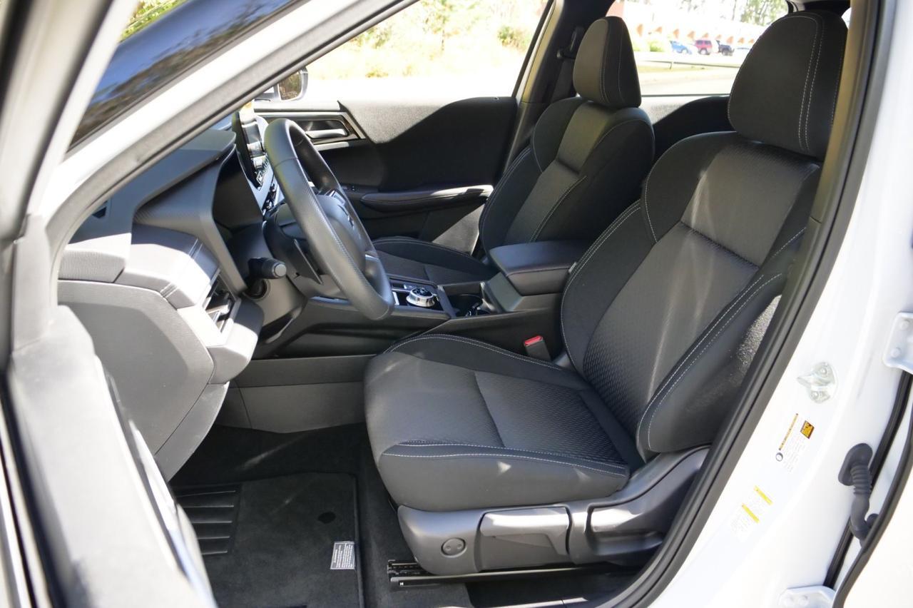 2024 Mitsubishi Outlander ES / CarPlay / Drive Mode Selection / Third Row! Lincolnton NC