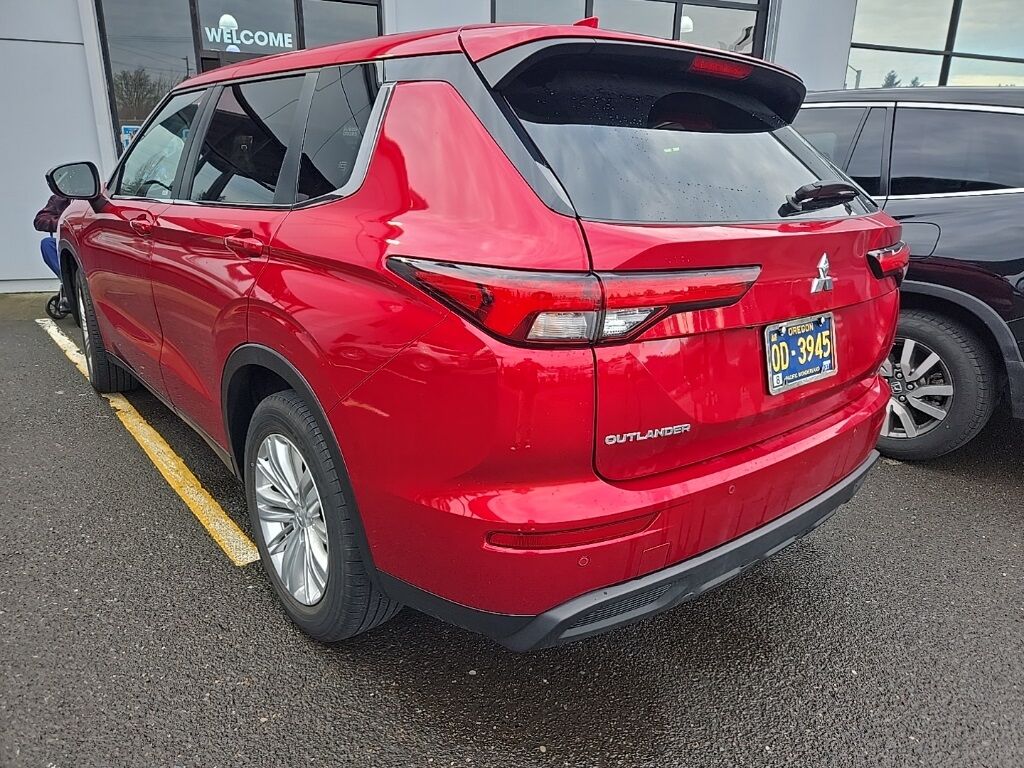 2024 Mitsubishi Outlander ES Milwaukie OR