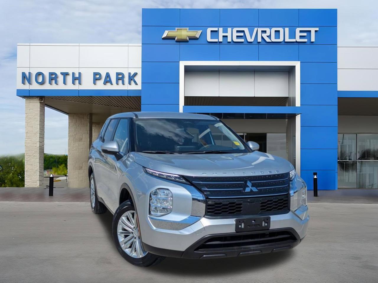 2024 Mitsubishi Outlander ES Castroville TX