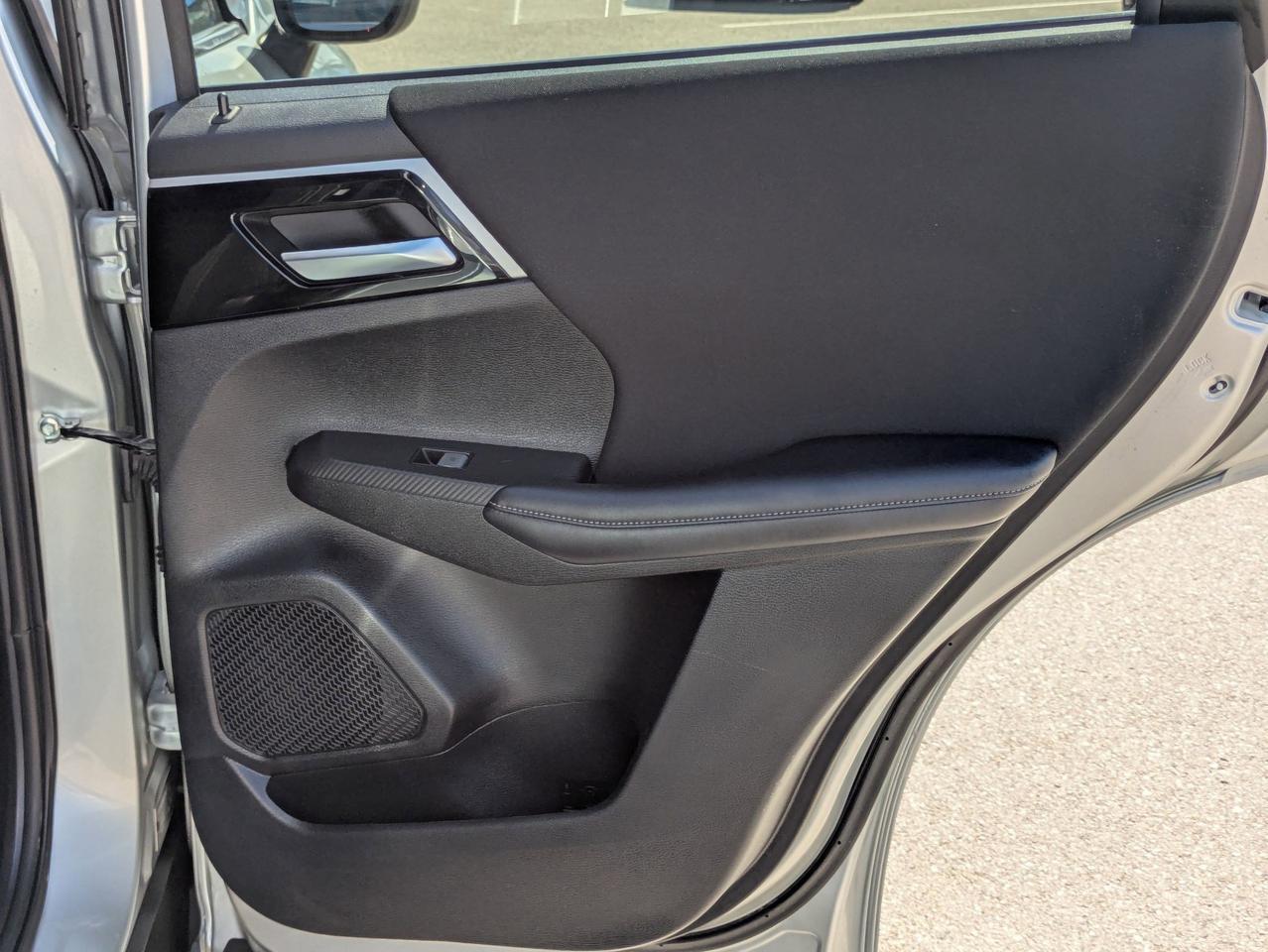 2024 Mitsubishi Outlander ES Castroville TX