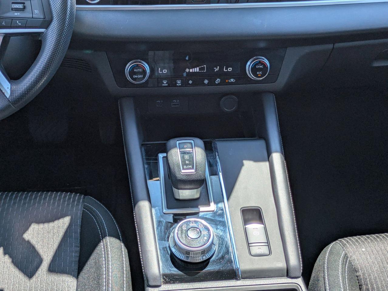 2024 Mitsubishi Outlander ES Castroville TX