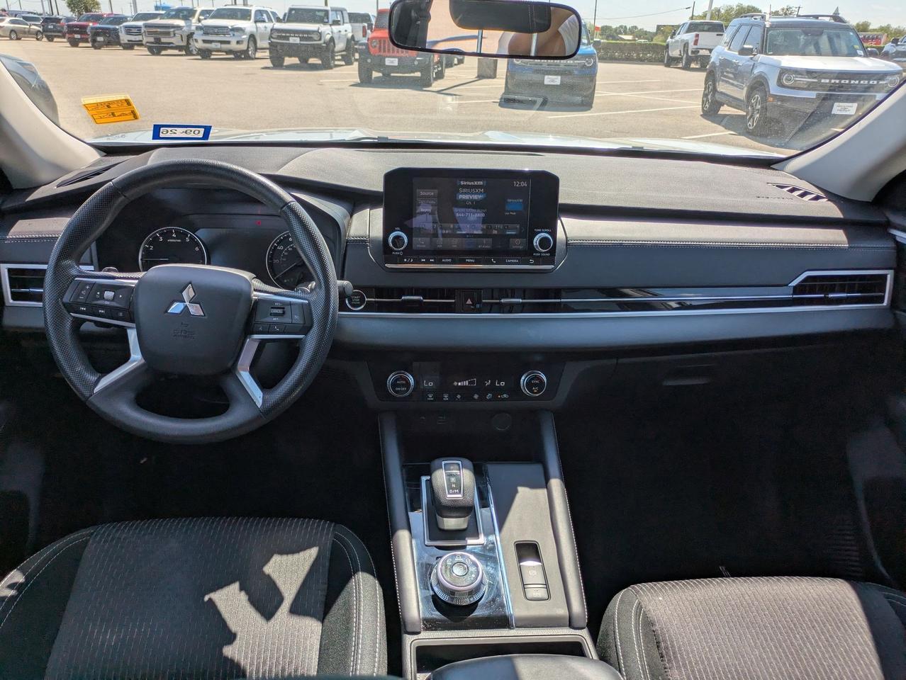 2024 Mitsubishi Outlander ES Castroville TX