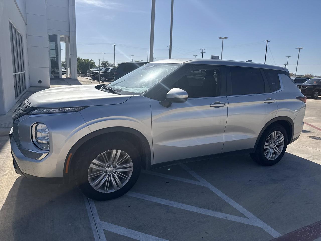 2024 Mitsubishi Outlander ES Castroville TX