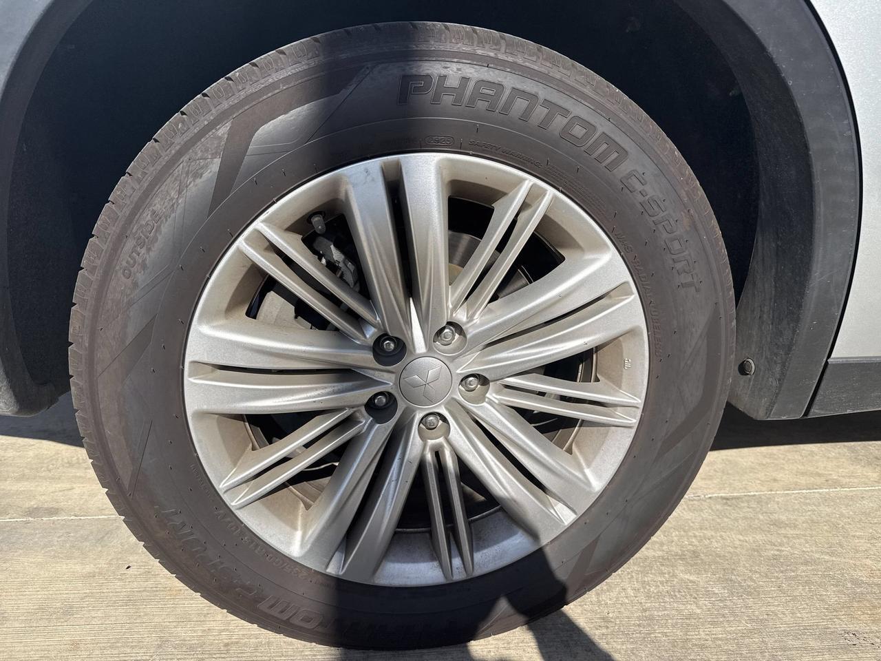 2024 Mitsubishi Outlander ES Castroville TX
