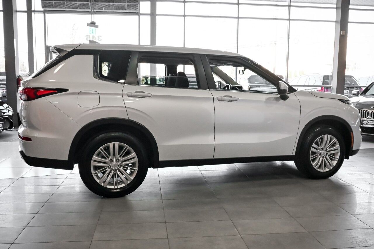 2024 Mitsubishi Outlander ES Springfield NJ