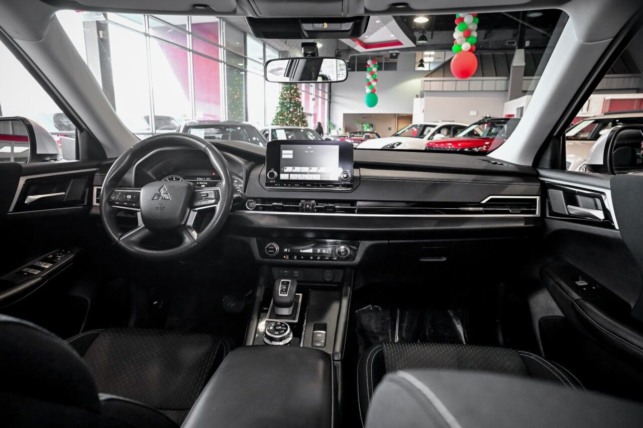 2024 Mitsubishi Outlander ES Springfield NJ