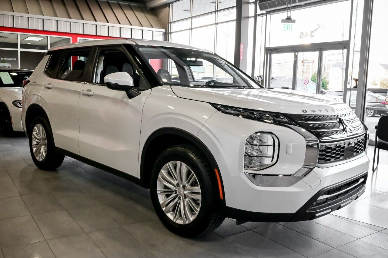 2024 Mitsubishi Outlander ES Springfield NJ