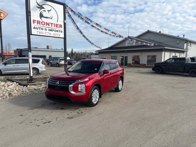 2024 Mitsubishi Outlander ES