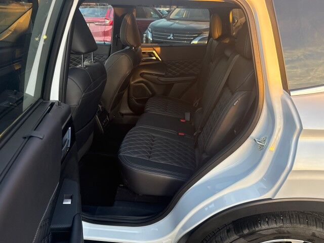 2024 Mitsubishi Outlander GT Premium Whitecourt AB