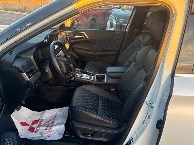 2024 Mitsubishi Outlander GT Premium Whitecourt AB