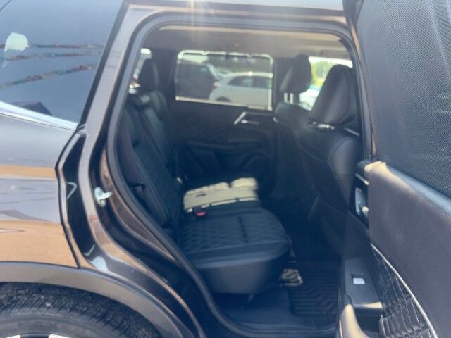 2024 Mitsubishi Outlander GT Whitecourt AB