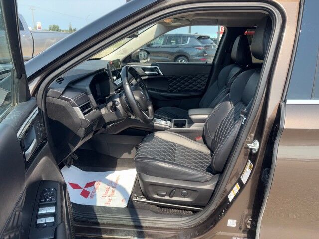 2024 Mitsubishi Outlander GT Whitecourt AB