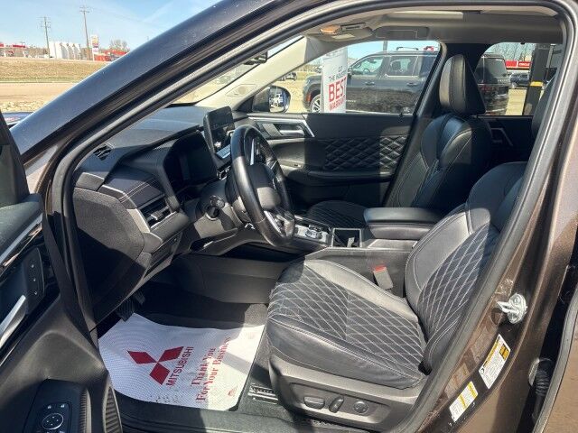 2024 Mitsubishi Outlander GT Whitecourt AB
