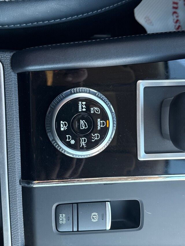 2024 Mitsubishi Outlander PHEV LE Grande Prairie AB