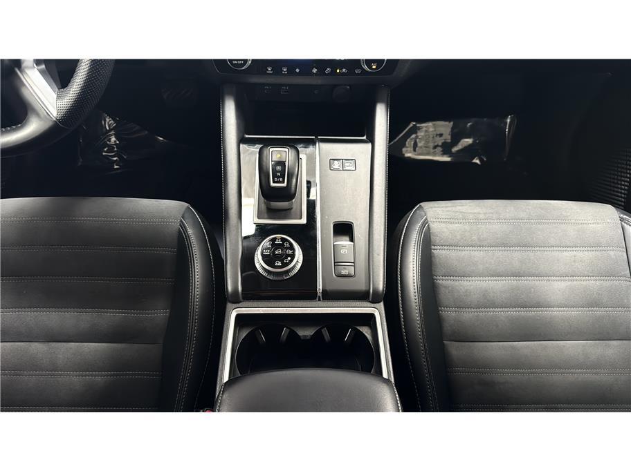 2024 Mitsubishi Outlander PHEV SE Sport Utility 4D Folsom CA