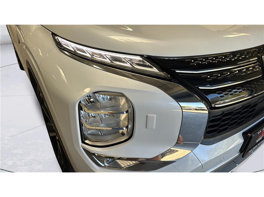 2024 Mitsubishi Outlander PHEV SE Sport Utility 4D Folsom CA