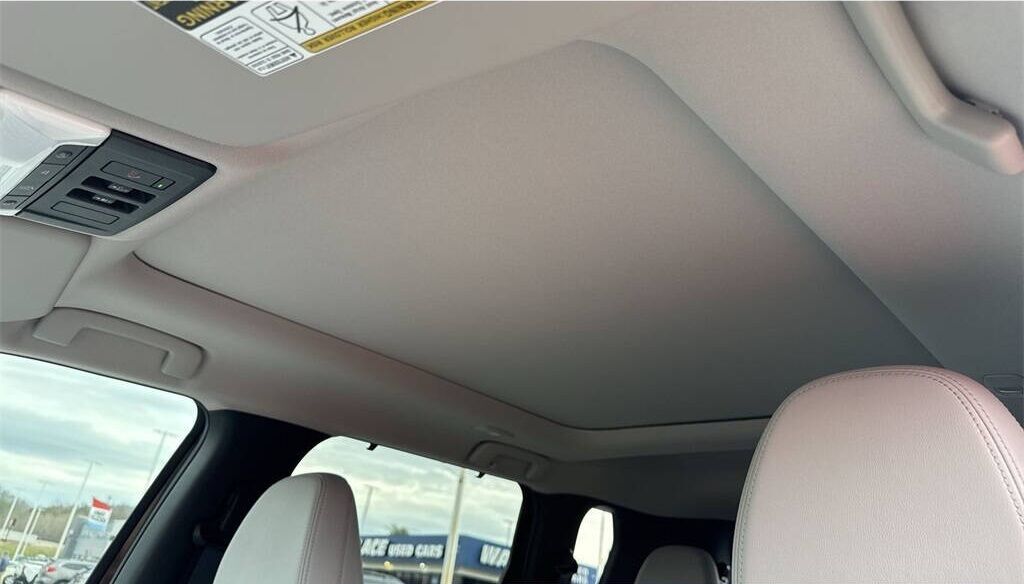 2024 Mitsubishi Outlander PHEV SEL Platinum Edition Knoxville TN