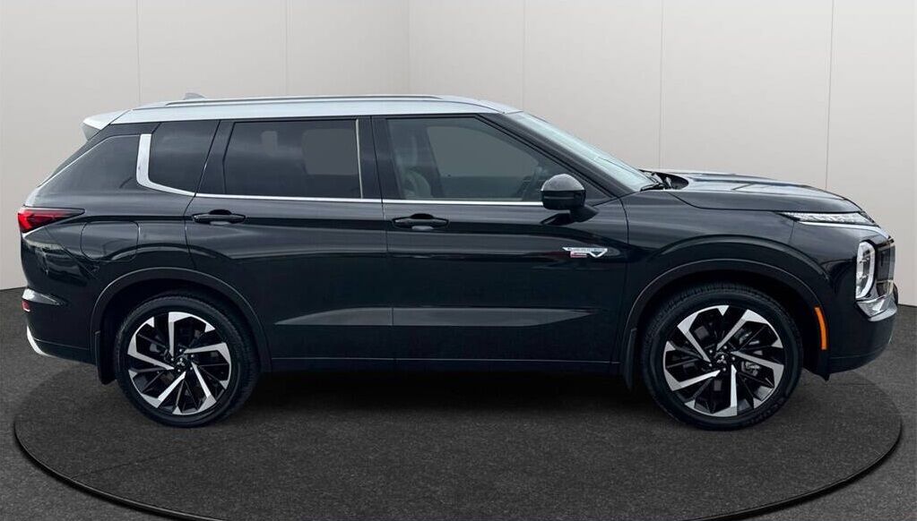 2024 Mitsubishi Outlander PHEV SEL Platinum Edition Knoxville TN