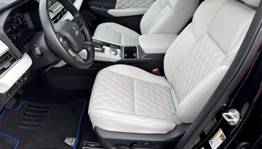 2024 Mitsubishi Outlander PHEV SEL Platinum Edition Knoxville TN