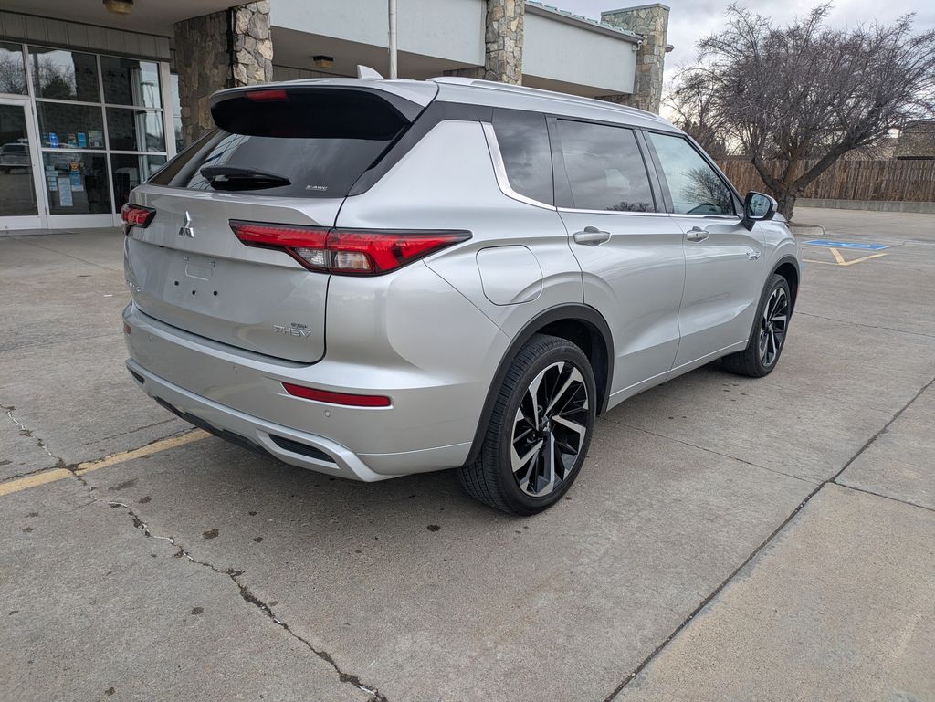 2024 Mitsubishi Outlander PHEV SEL