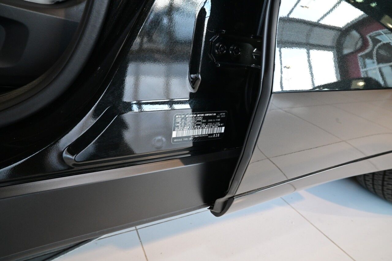 2024 Mitsubishi Outlander Plug-In Hybrid SEL Black Edition Springfield NJ