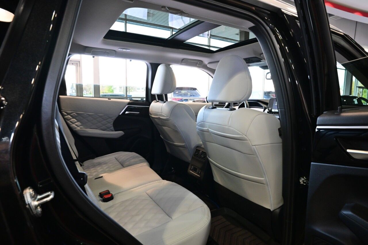 2024 Mitsubishi Outlander Plug-In Hybrid SEL Black Edition Springfield NJ
