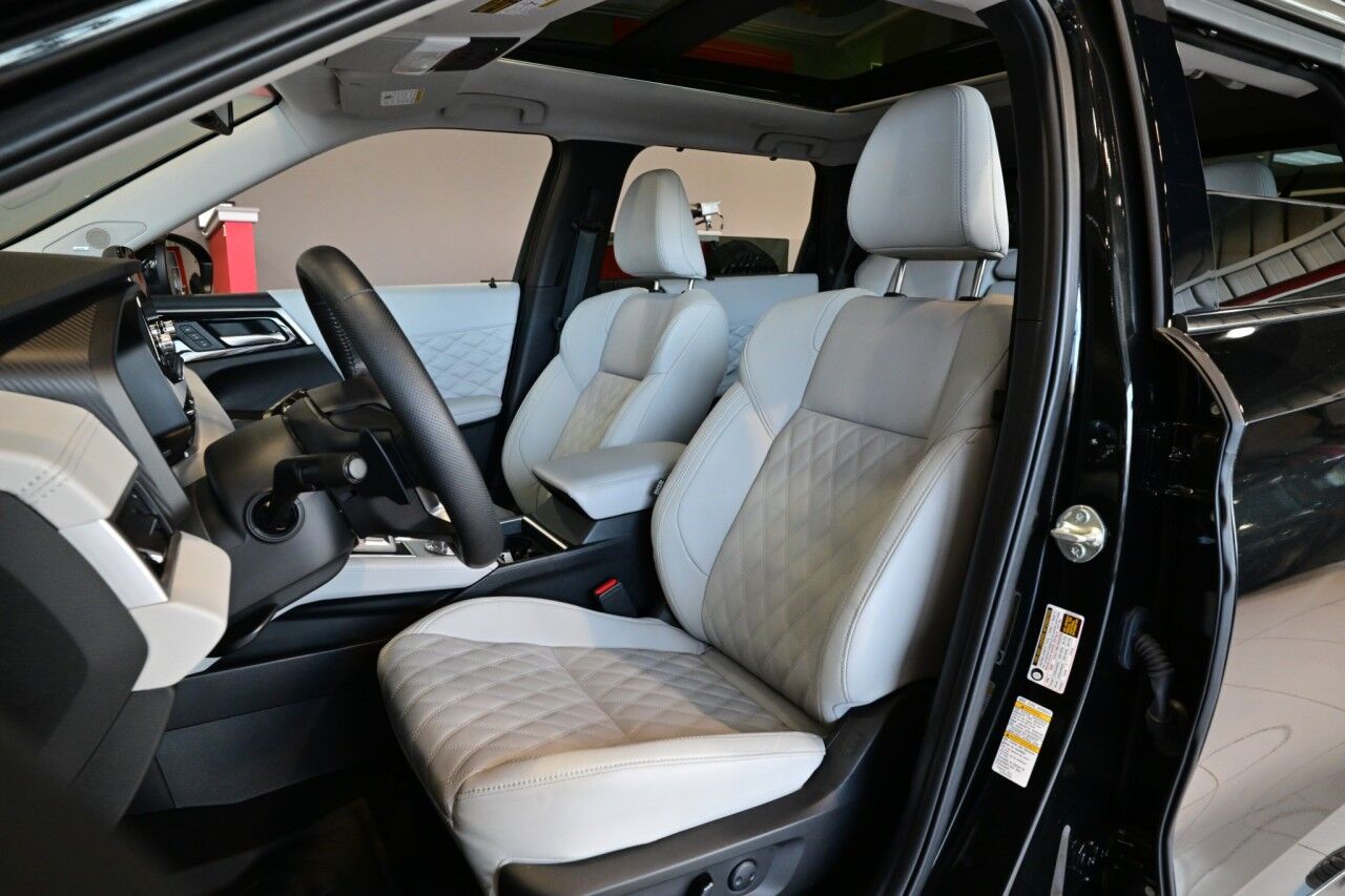 2024 Mitsubishi Outlander Plug-In Hybrid SEL Black Edition Springfield NJ