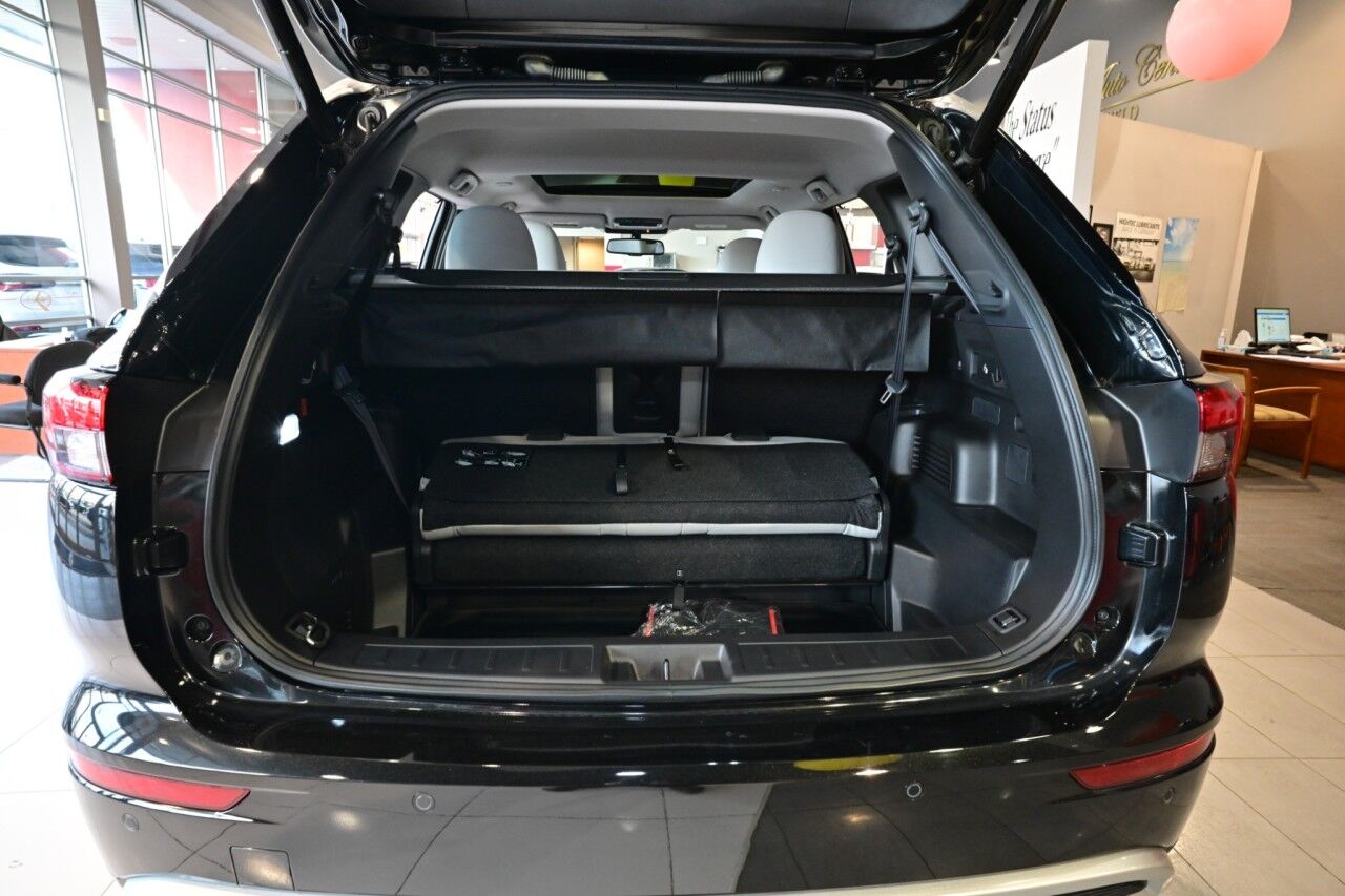 2024 Mitsubishi Outlander Plug-In Hybrid SEL Black Edition Springfield NJ