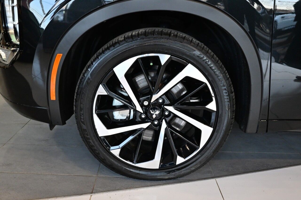 2024 Mitsubishi Outlander Plug-In Hybrid SEL Black Edition Springfield NJ