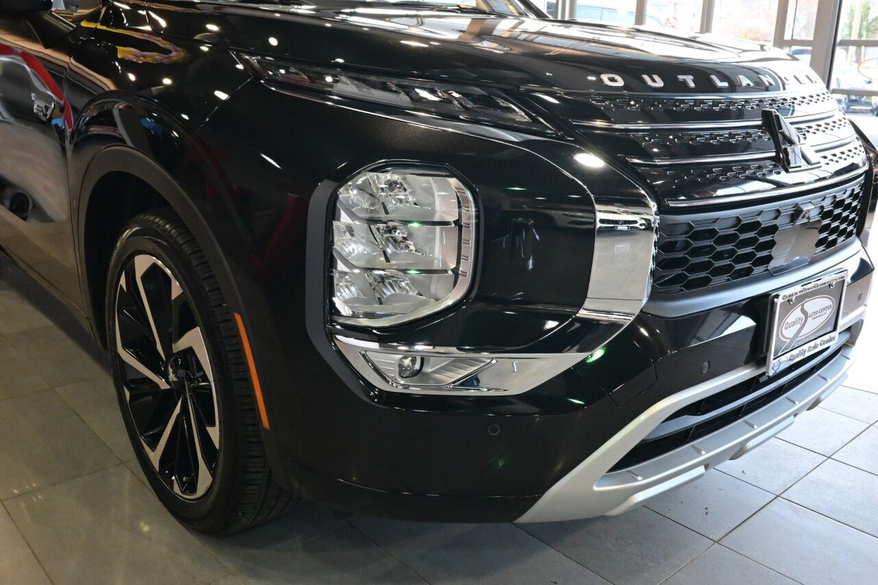 2024 Mitsubishi Outlander Plug-In Hybrid SEL Black Edition Springfield NJ