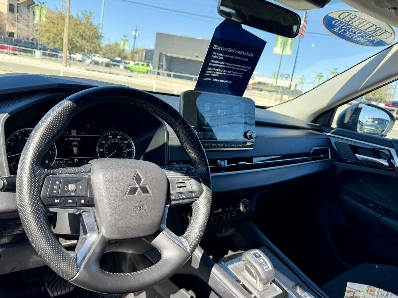 2024 Mitsubishi Outlander SE Del Rio TX