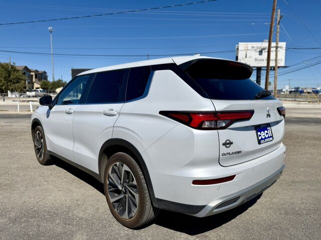 2024 Mitsubishi Outlander SE  TX 2024 Mitsubishi Outlander SE  TX